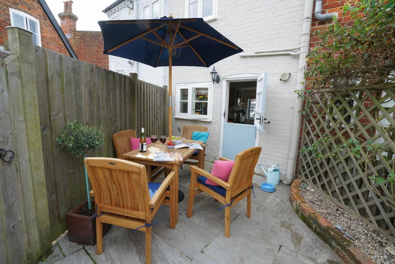 Smugglers Rest, Aldeburgh Villa Buitenkant foto